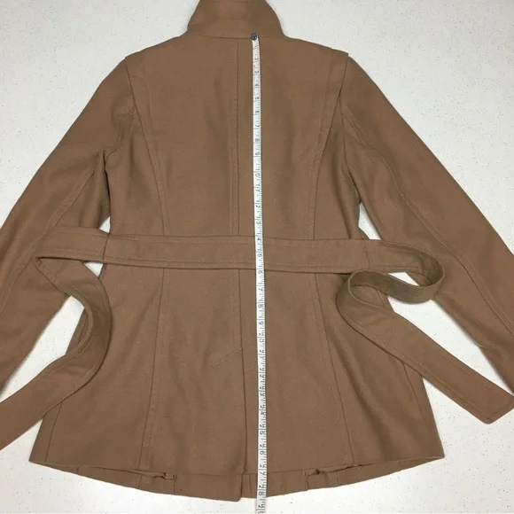 ARITZIA Babaton Connor Short Wool Beige Coat Size M fits Small - Picture 12 of 16